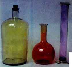 Простые вещества.Неметаллы: Галогены хлор, бром и иод в стеклянных сосудах